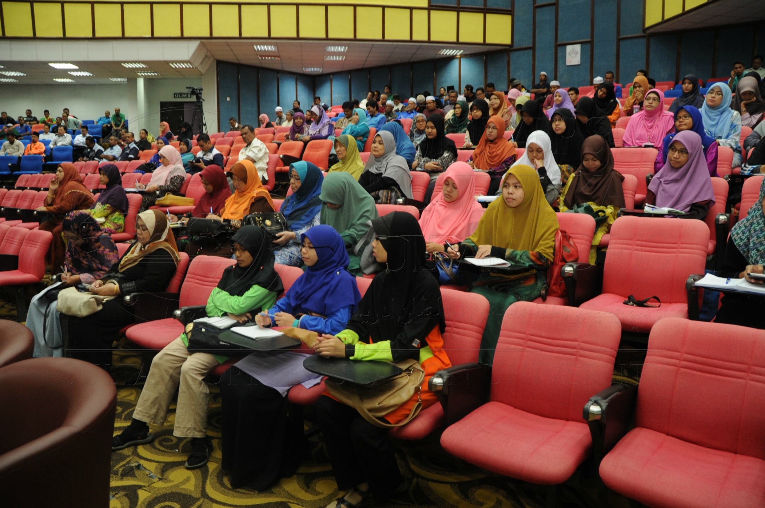 PRO 16 1 MAULIDUR HAS 7367